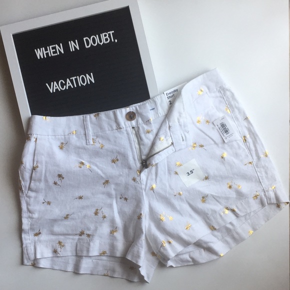 NWT Old Navy Every Day Shorts With Gold Palm Trees Size 2 - Picture 3 of 5